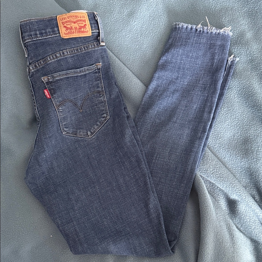 Levi's Women's Classic Straight Leg Denim Jeans